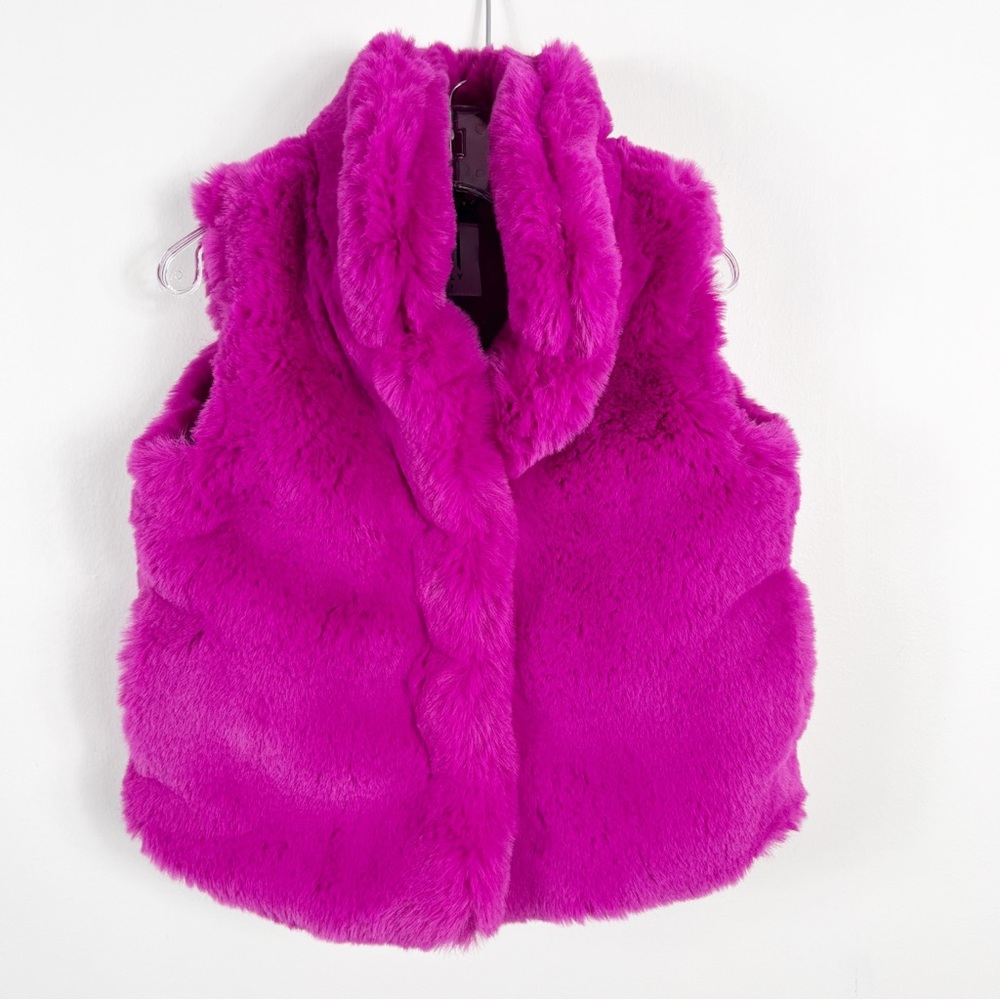 Milly Minis Faux Fur Sleeveless Vest Size 4 Girl NWT Fuchsia Pink